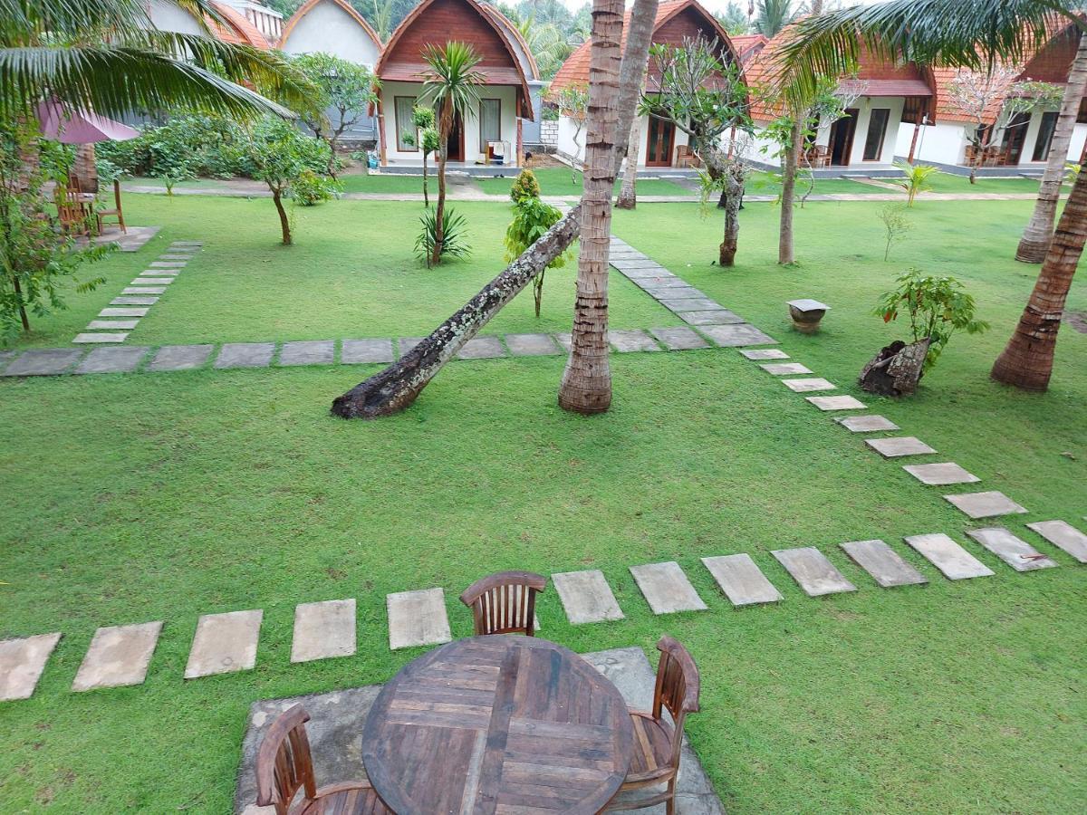 The Tinsi Hotel Toyapakeh Exterior foto