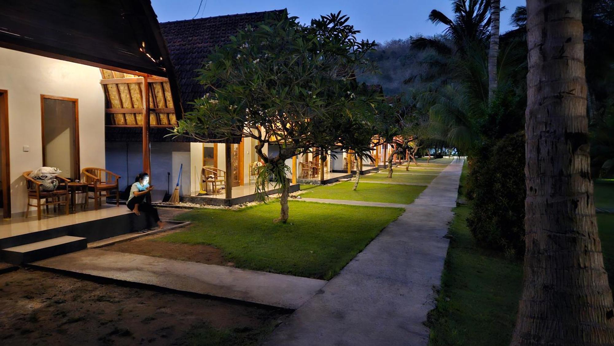 The Tinsi Hotel Toyapakeh Exterior foto